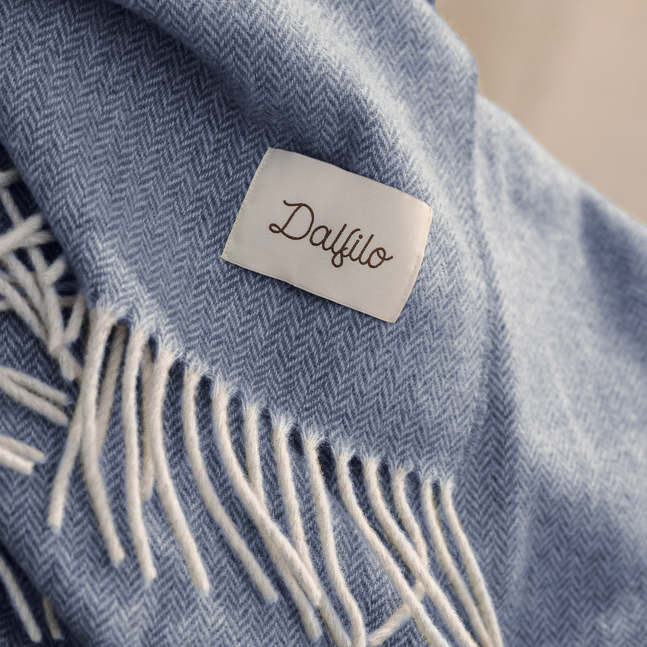 Wool Blanket Throw
- 130x180 cm- Denim- Regenerated Wool - Dalfilo