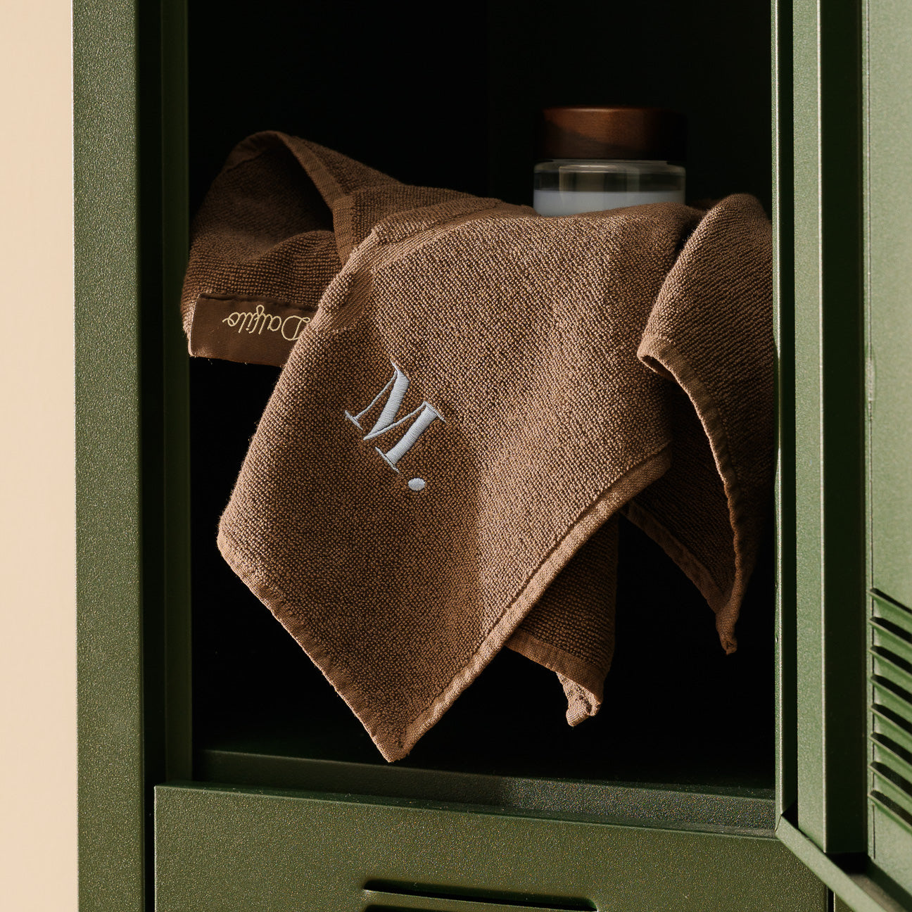 Sports towel set
- One Size- Ebony- Cotton - Dalfilo
