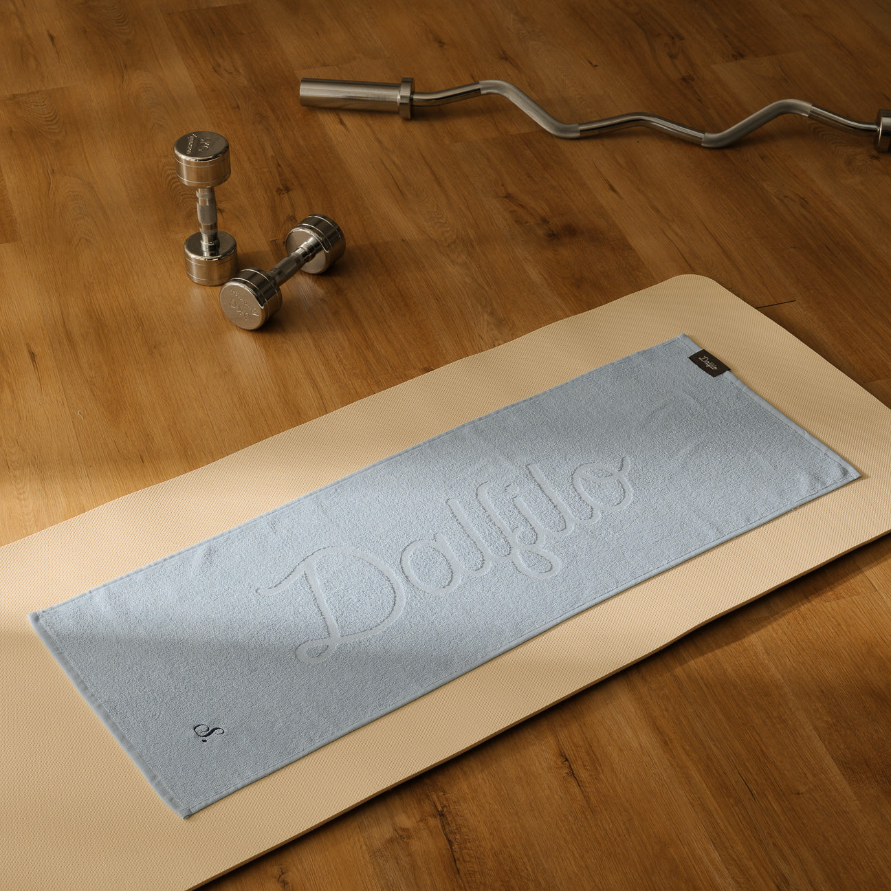 Medium sports towel
- 40x100 cm- Ebony- Cotton - Dalfilo
