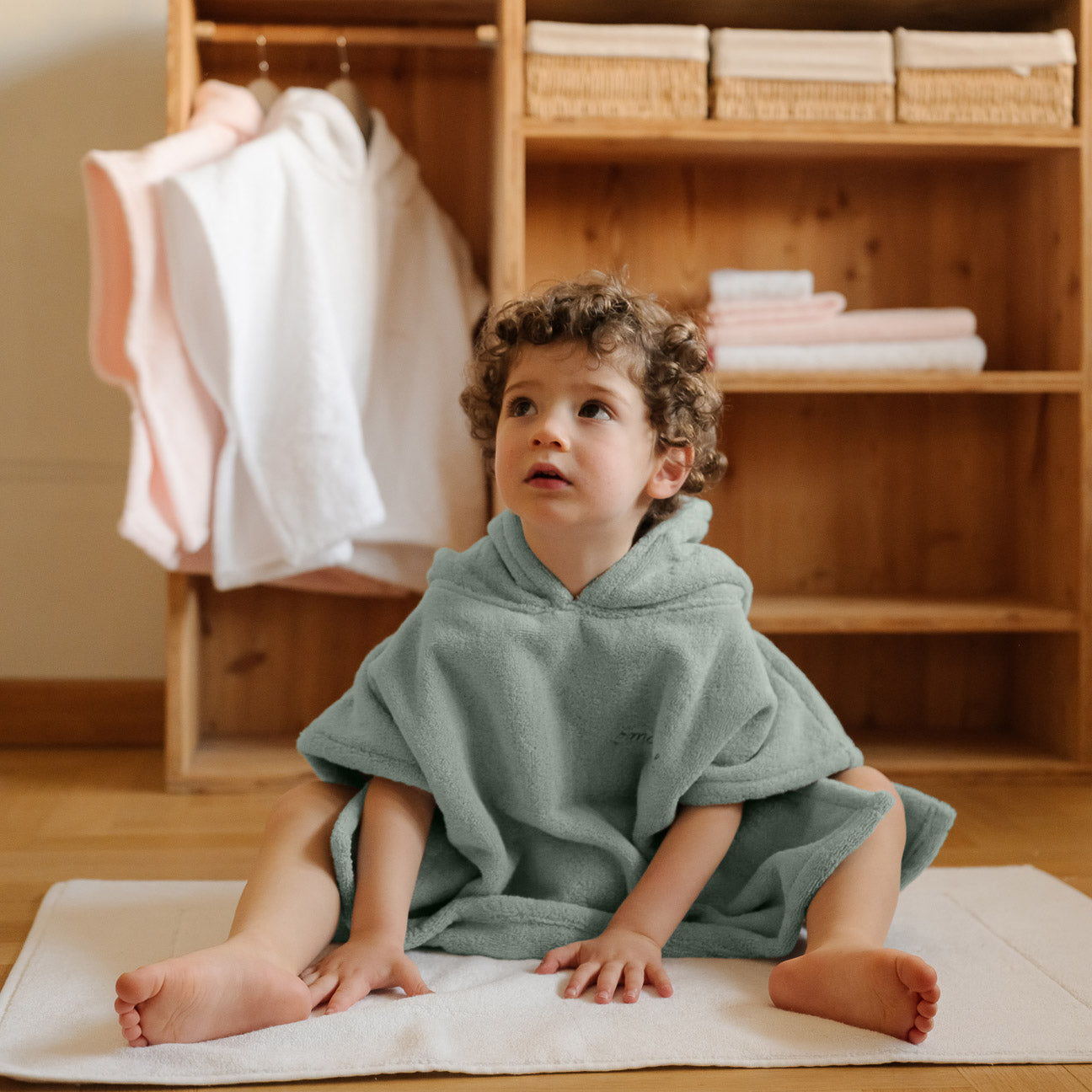 Bath Poncho
- Ages 2-4- Sage green- Cotton - Dalfilo