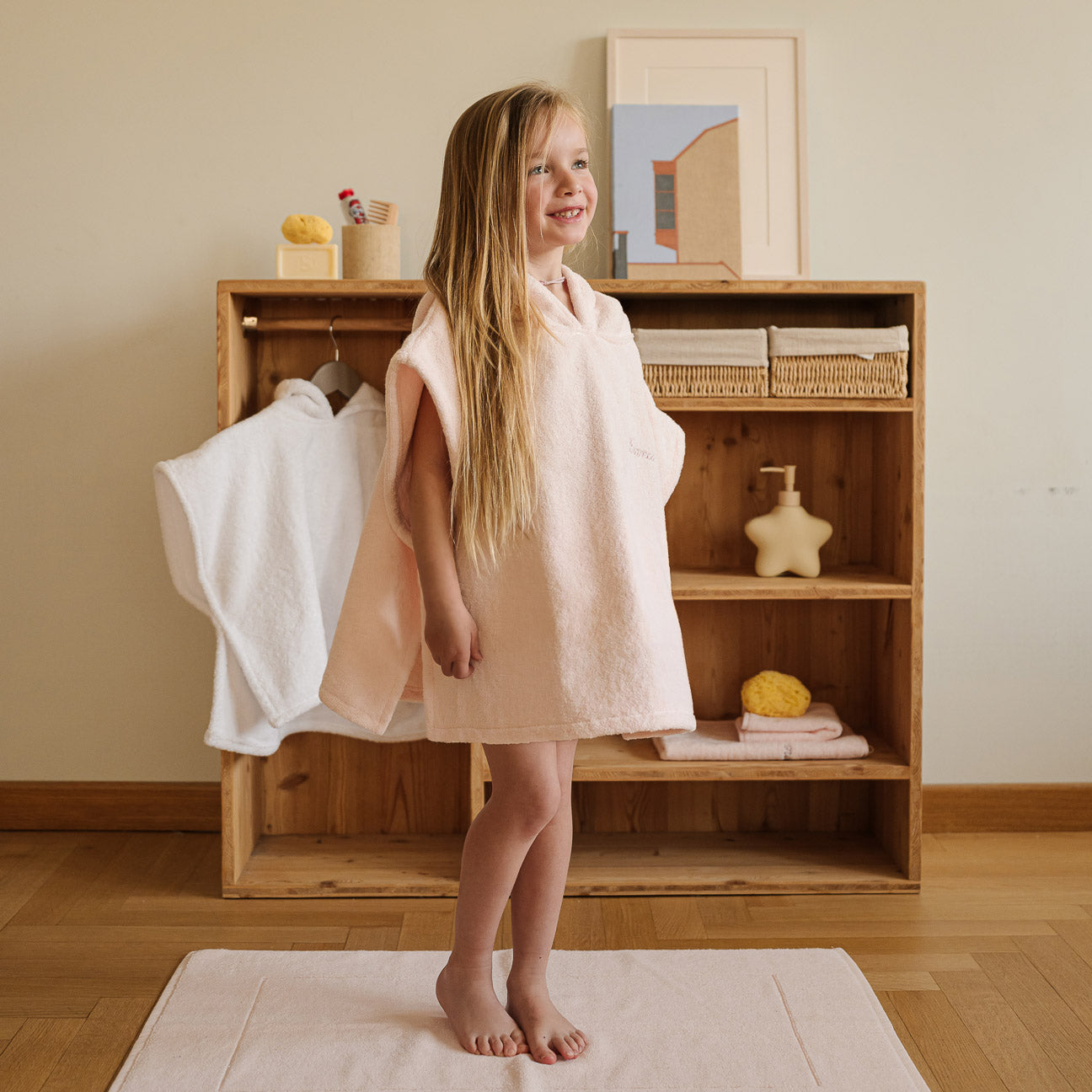 Bath Poncho
- Ages 2-4- Cherry pink- Cotton - Dalfilo