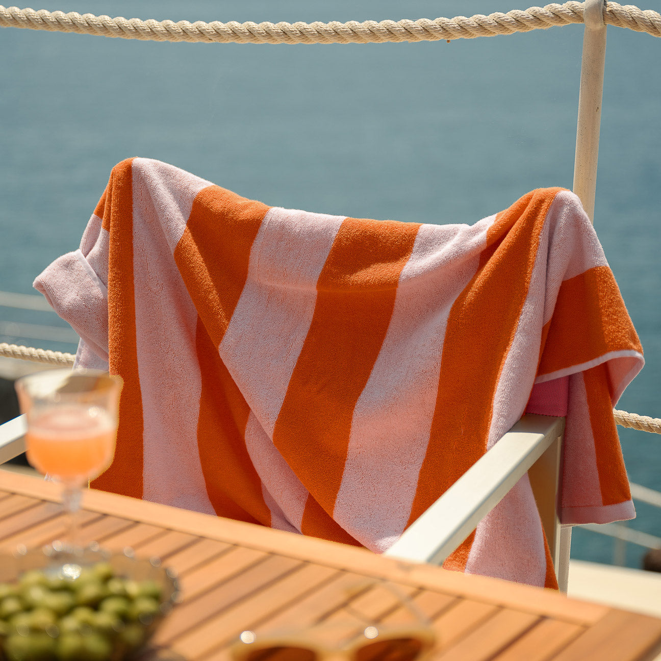 Portofino Beach Towel
- 100x180 cm- Spritz- Cotton - Dalfilo
