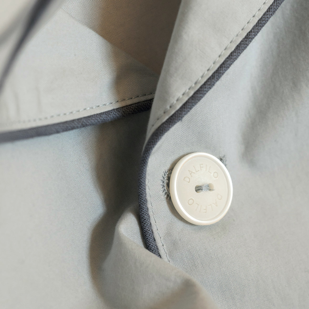 Washed Percale Pyjama Set
- XS- Pearl Grey- Percale - Dalfilo
