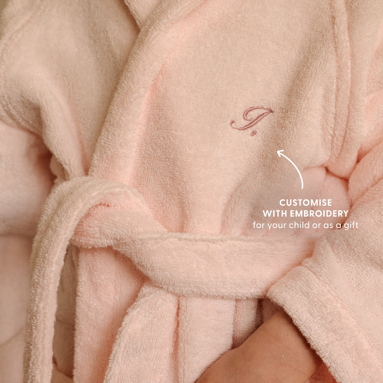 Kids' Hooded Bathrobe
- Ages 4-6- Cherry pink- Cotton - Dalfilo