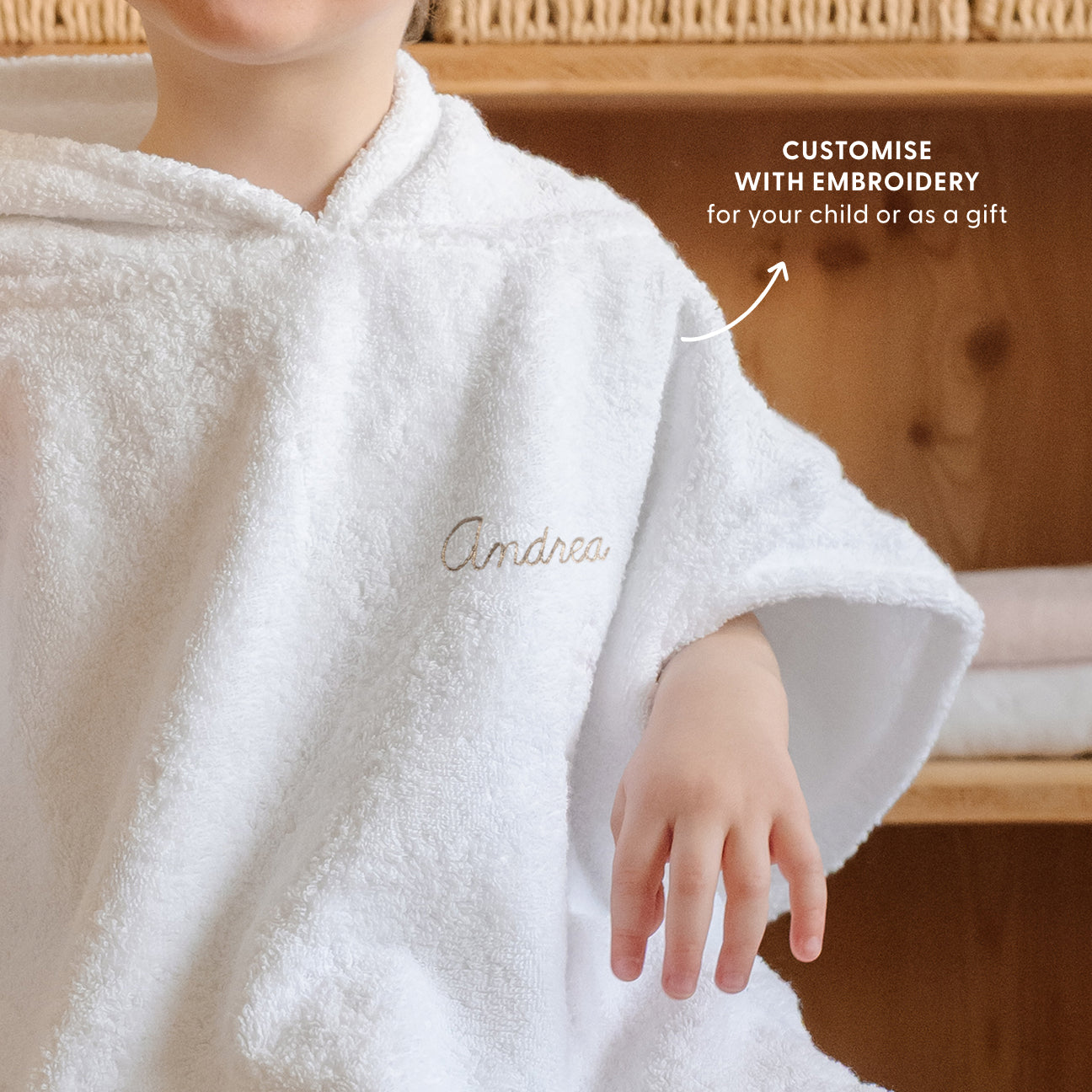 Bath Poncho
- Ages 2-4- White- Cotton - Dalfilo